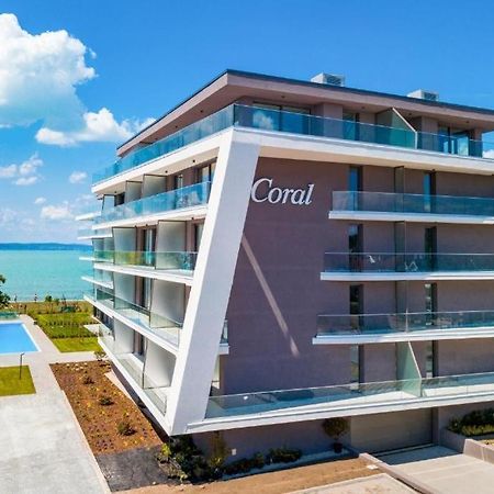 Coral Luxury Apartment Шіофок Екстер'єр фото