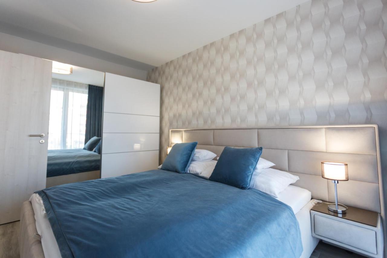 Coral Luxury Apartment Шіофок Екстер'єр фото
