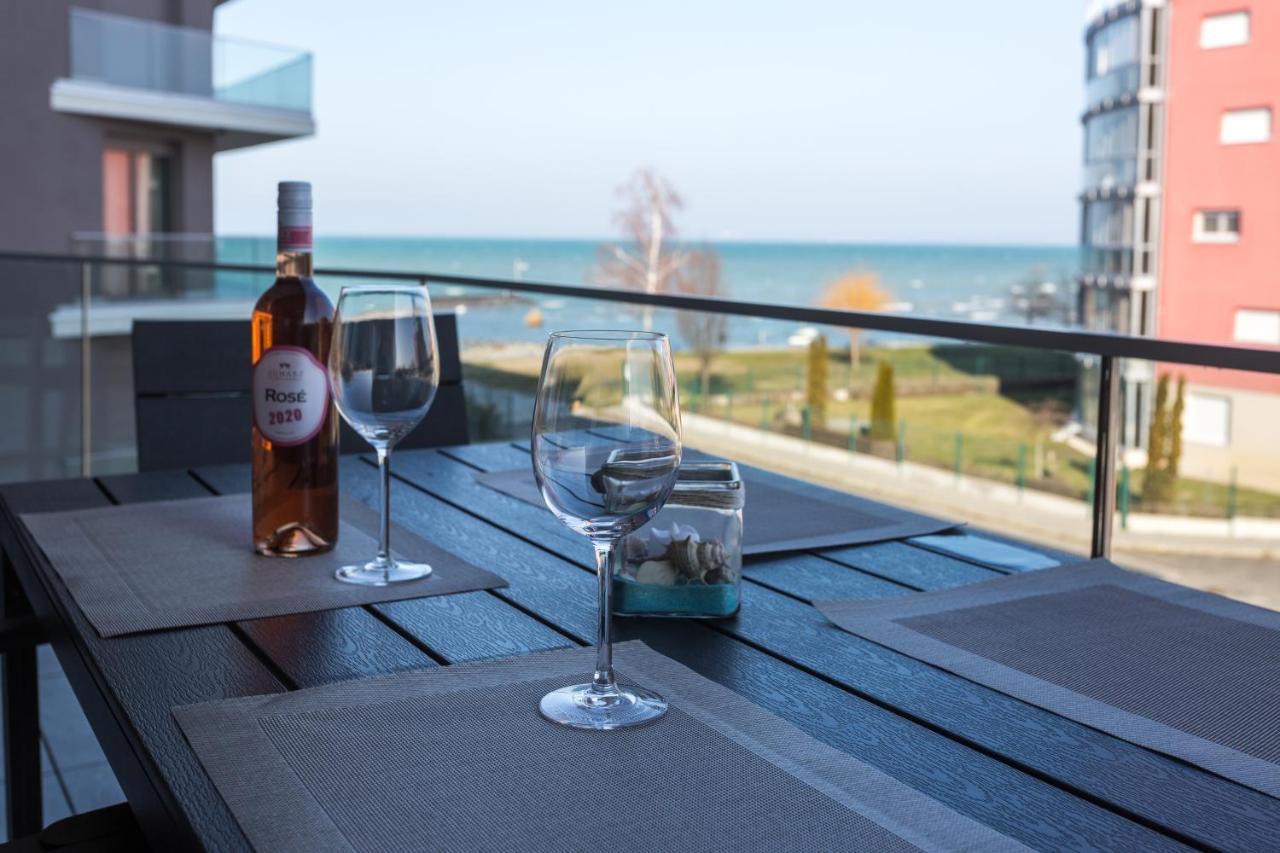 Coral Luxury Apartment Шіофок Екстер'єр фото